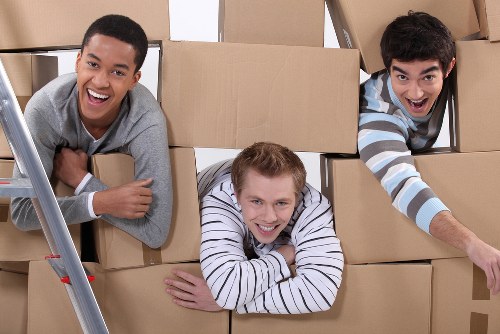 Organised moving day preparation for a Kensington home move