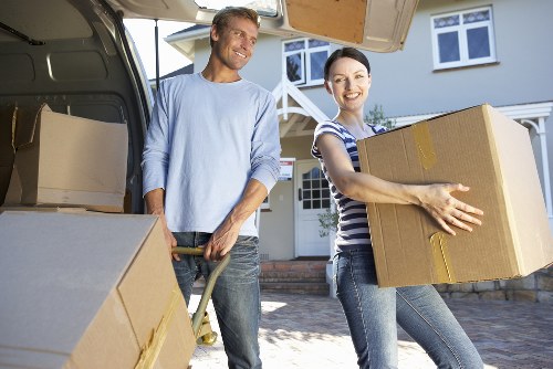 Contract terms displayed for a man and van service under UK law